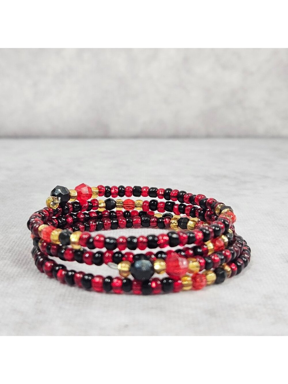 LDE OSHUN Ochun bracelet Crystal Czechs Black Red Gold  Yoruba religion Santería